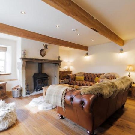 5 Star Cottage On The Green With Log Burner - Dog Friendly Austwick Extérieur photo
