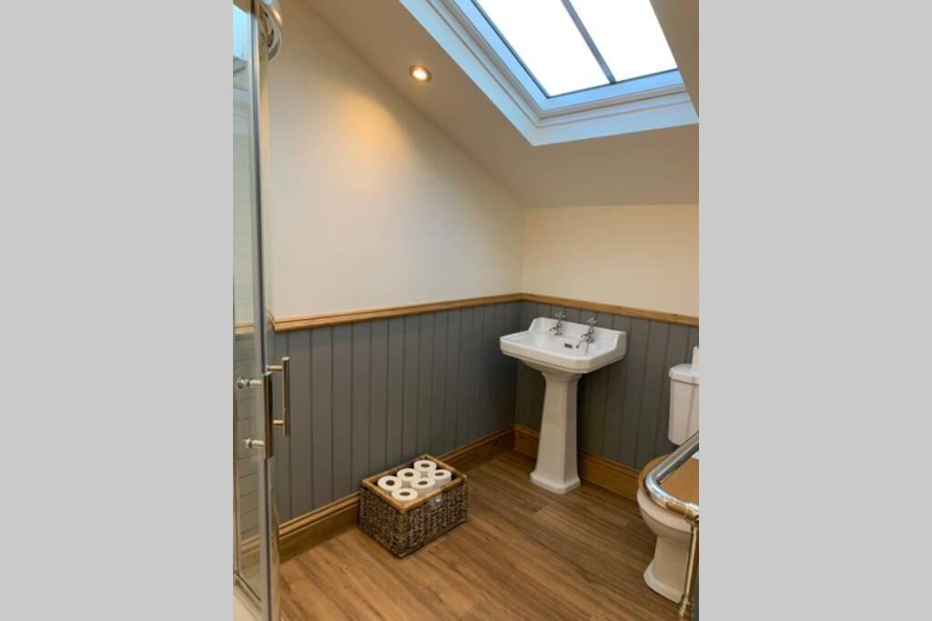 5 Star Cottage On The Green With Log Burner - Dog Friendly Austwick Extérieur photo
