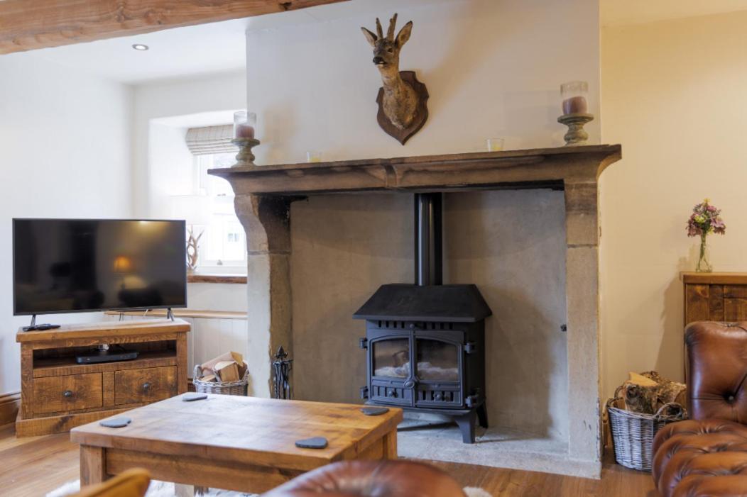 5 Star Cottage On The Green With Log Burner - Dog Friendly Austwick Extérieur photo