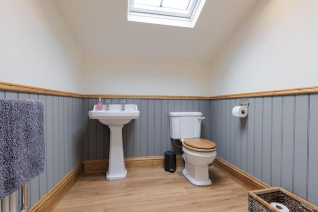 5 Star Cottage On The Green With Log Burner - Dog Friendly Austwick Extérieur photo